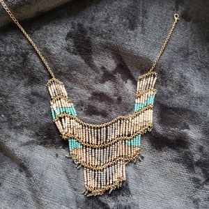 Beautiful statement necklace - beaded with gold colored accents - NEW